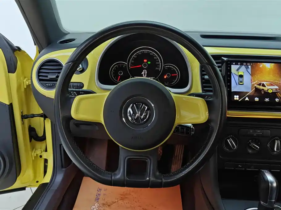 Volkswagen Beetle 2014 1.2TSI Fashion Edition фото 15