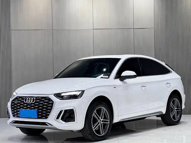 Audi Q5L Sportback 2022 40 TFSI Fashion Style