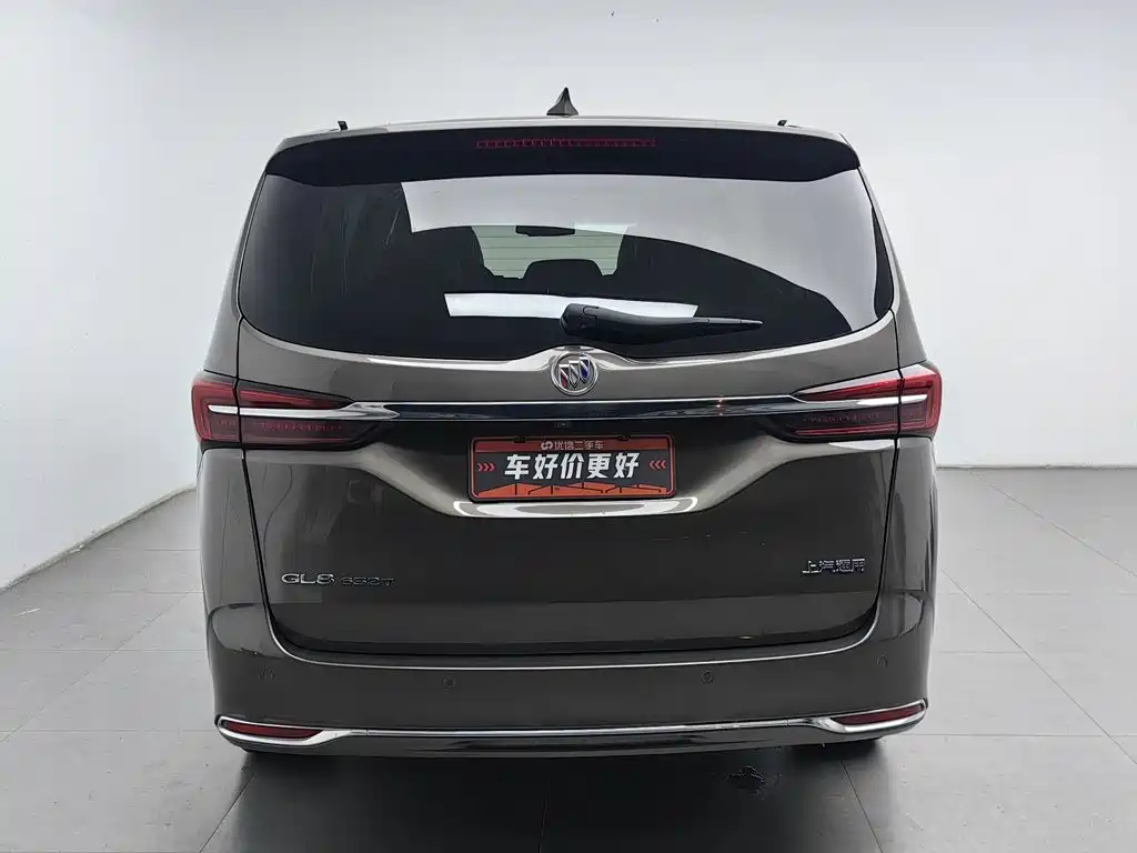 Фото 4 - Buick GL8