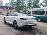 Фото 7 - Geely Preface