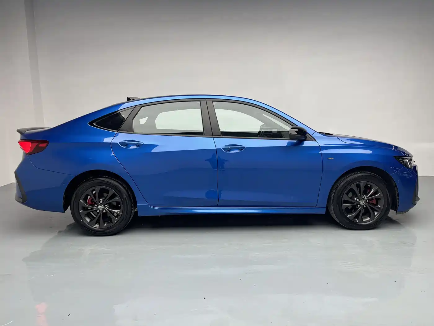Buick Verano 2023 Pro GS Gale Edition фото 12