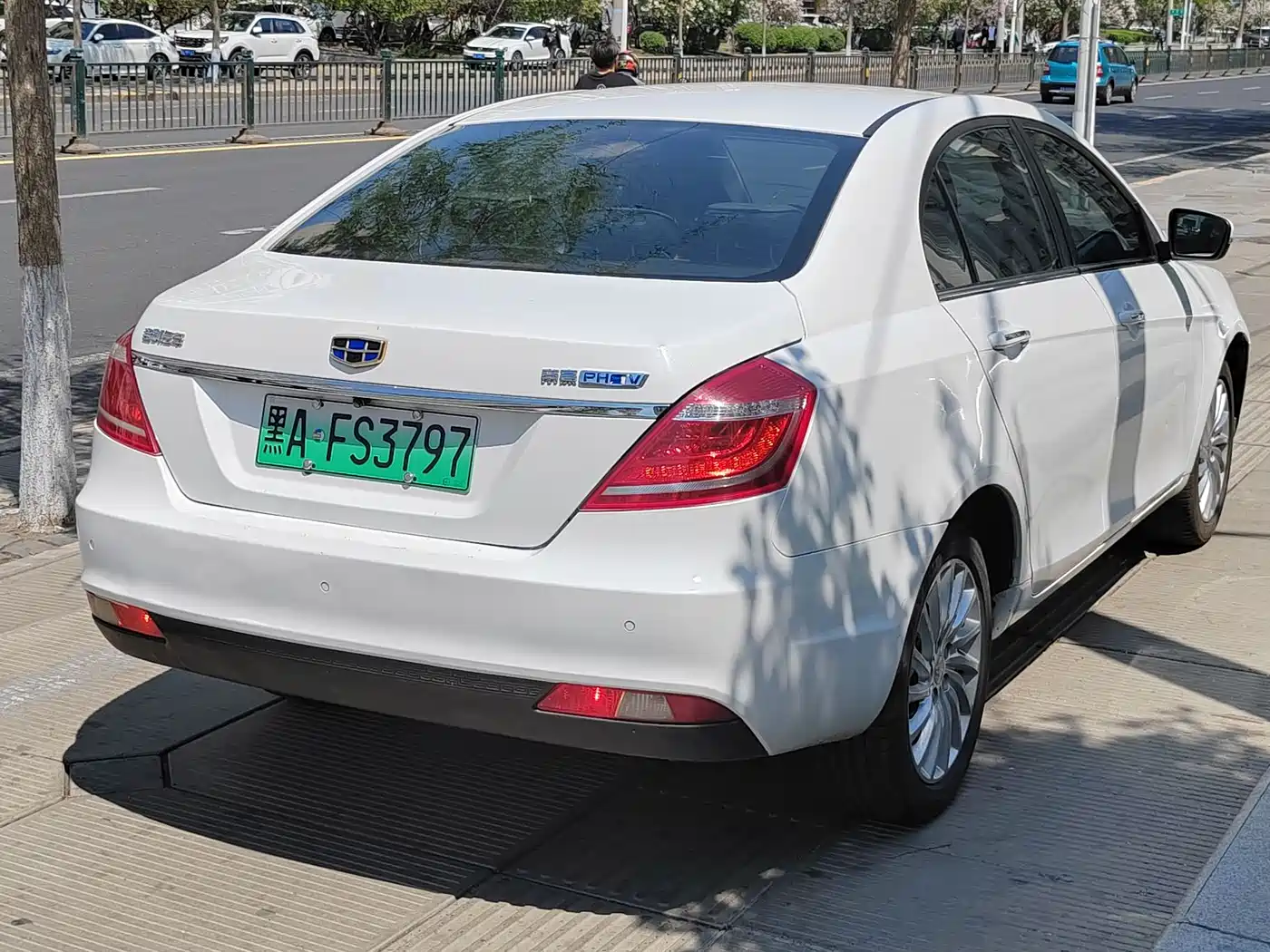 GEELY EMGRAND NEW ENERGY