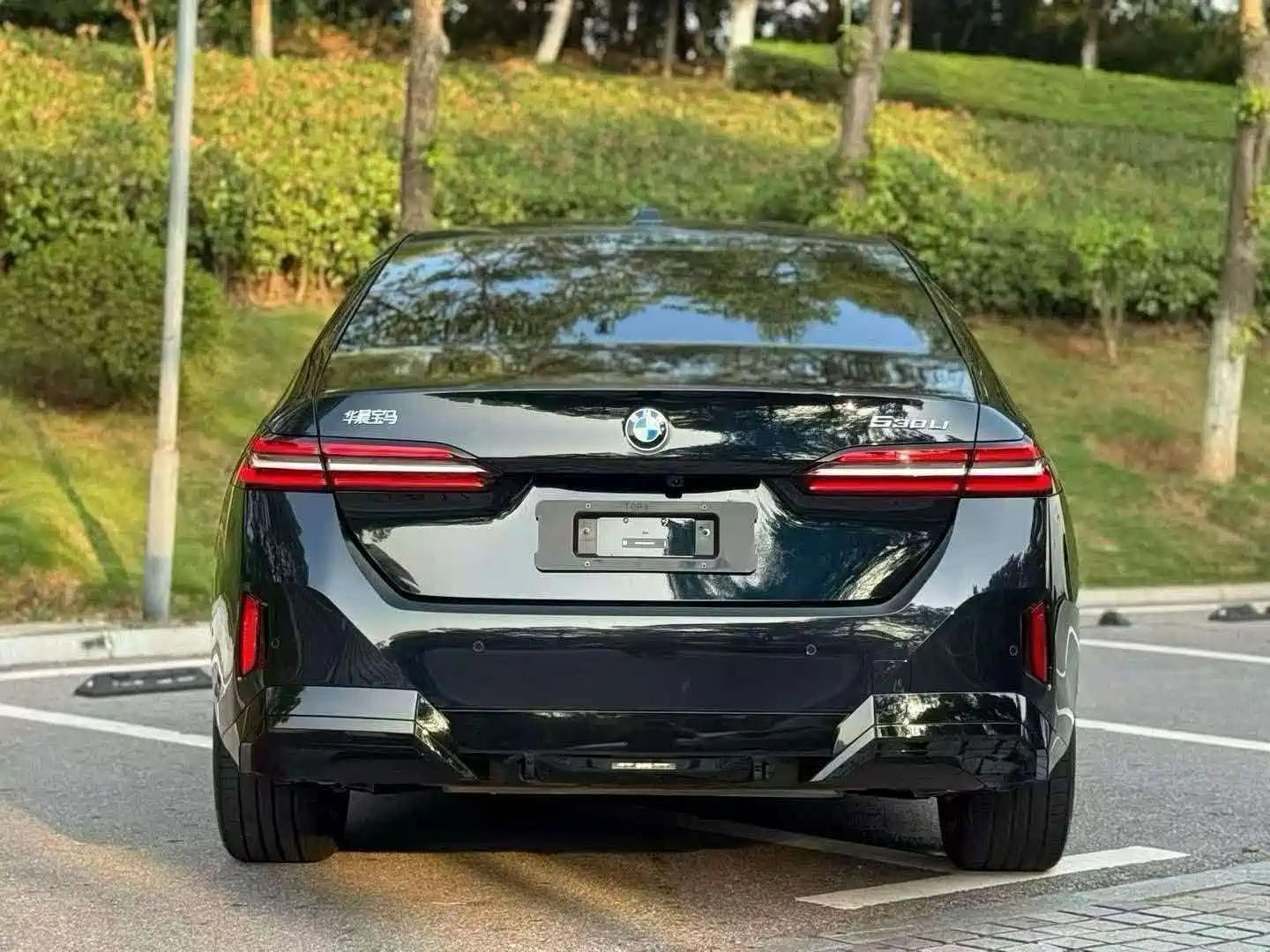 Photo 9 - BMW 5 Series