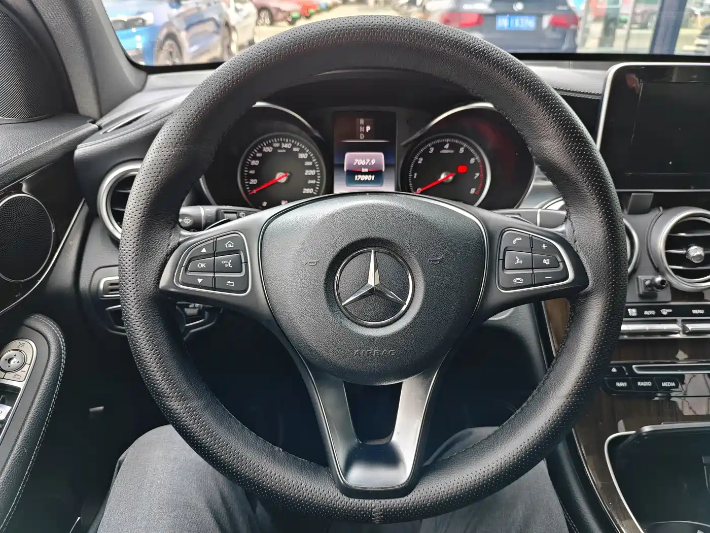 Mercedes-Benz GLC 2019 GLC 260 L 4MATIC Dynamic фото 11