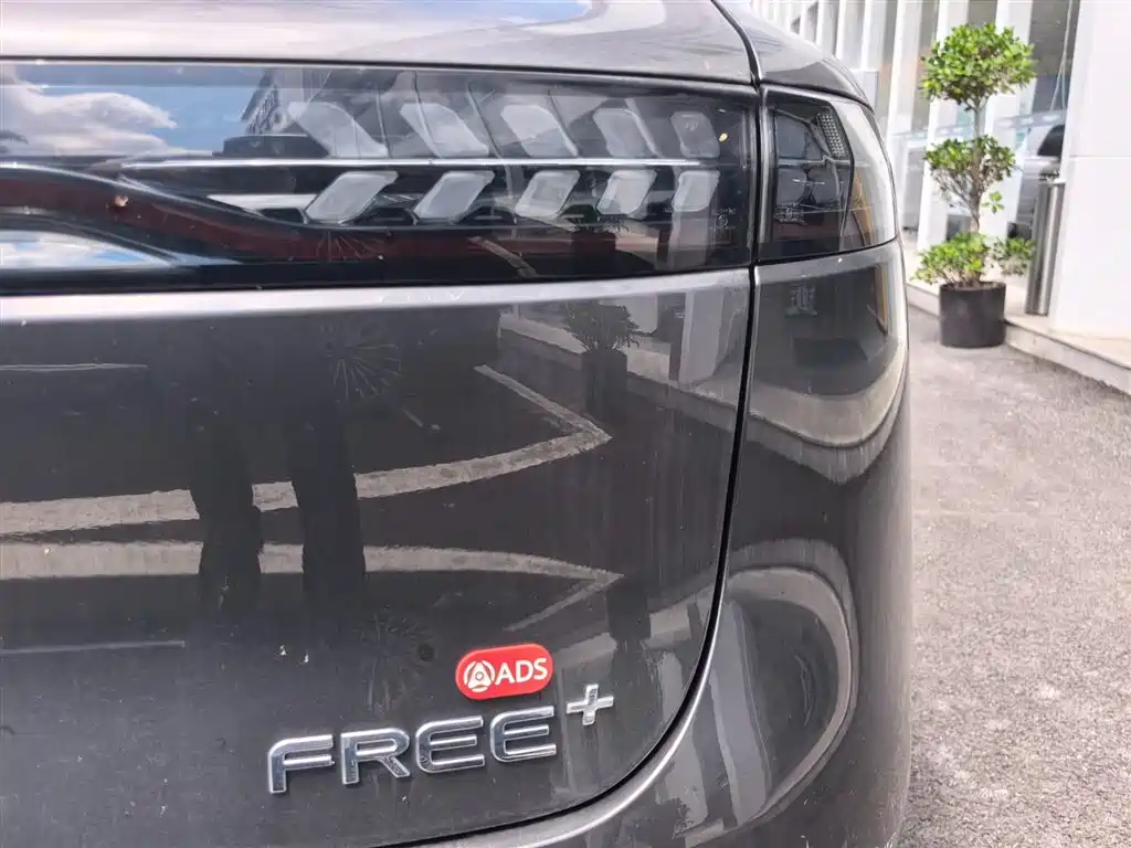 Voyah Auto VOYAH FREE 2025 FREE+ RWD Qiankun Edition фото 8