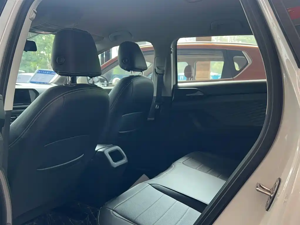 Volkswagen Tharu 2021 Model 280TSI 2WD Trend Edition фото 9