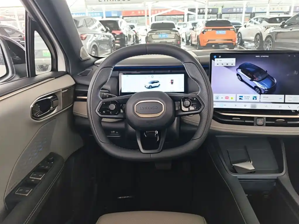 Lynk & Co 06 2026 Relive 1.5T Ultra фото 11
