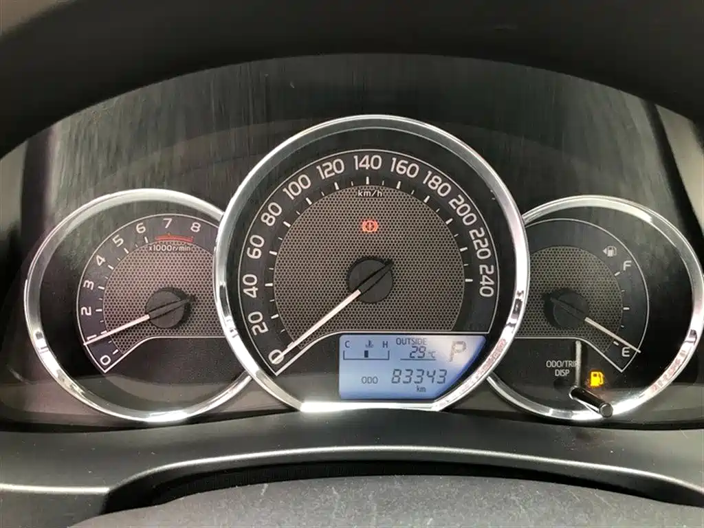 Toyota Corolla 2014 1.6L CVT GL фото 5