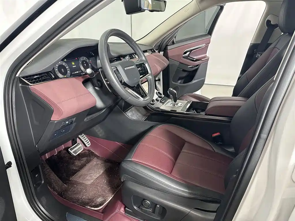 Land Rover Range Rover Evoque 2023 Range Rover Evoque L 249PS Luxury Edition фото 7