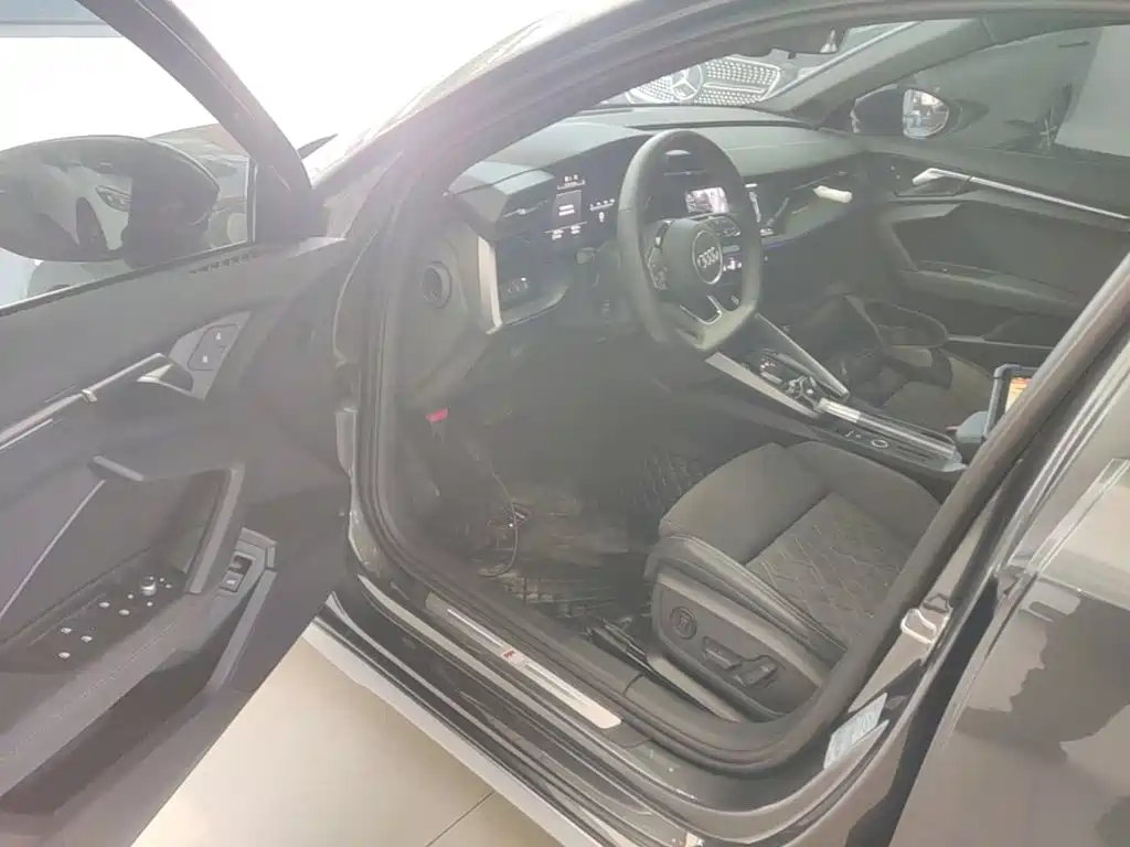 Фото 16 - Audi A3