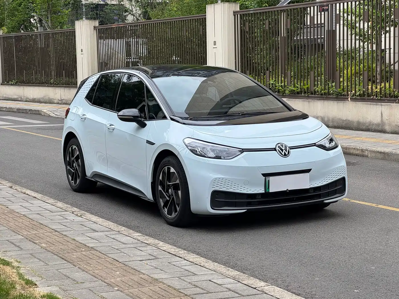 Volkswagen ID.3 2023 Upgraded Pure Intelligence Edition фото 3