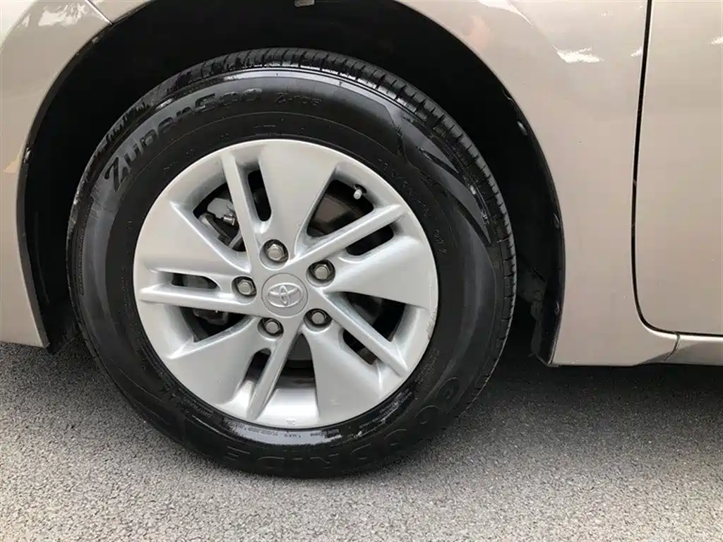 Toyota Corolla 2014 1.6L CVT GL фото 14