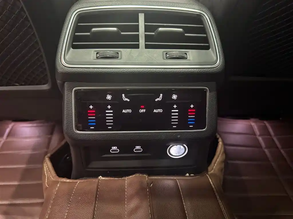 Audi A6L 2023 45 TFSI Premium Selection Elegance фото 16