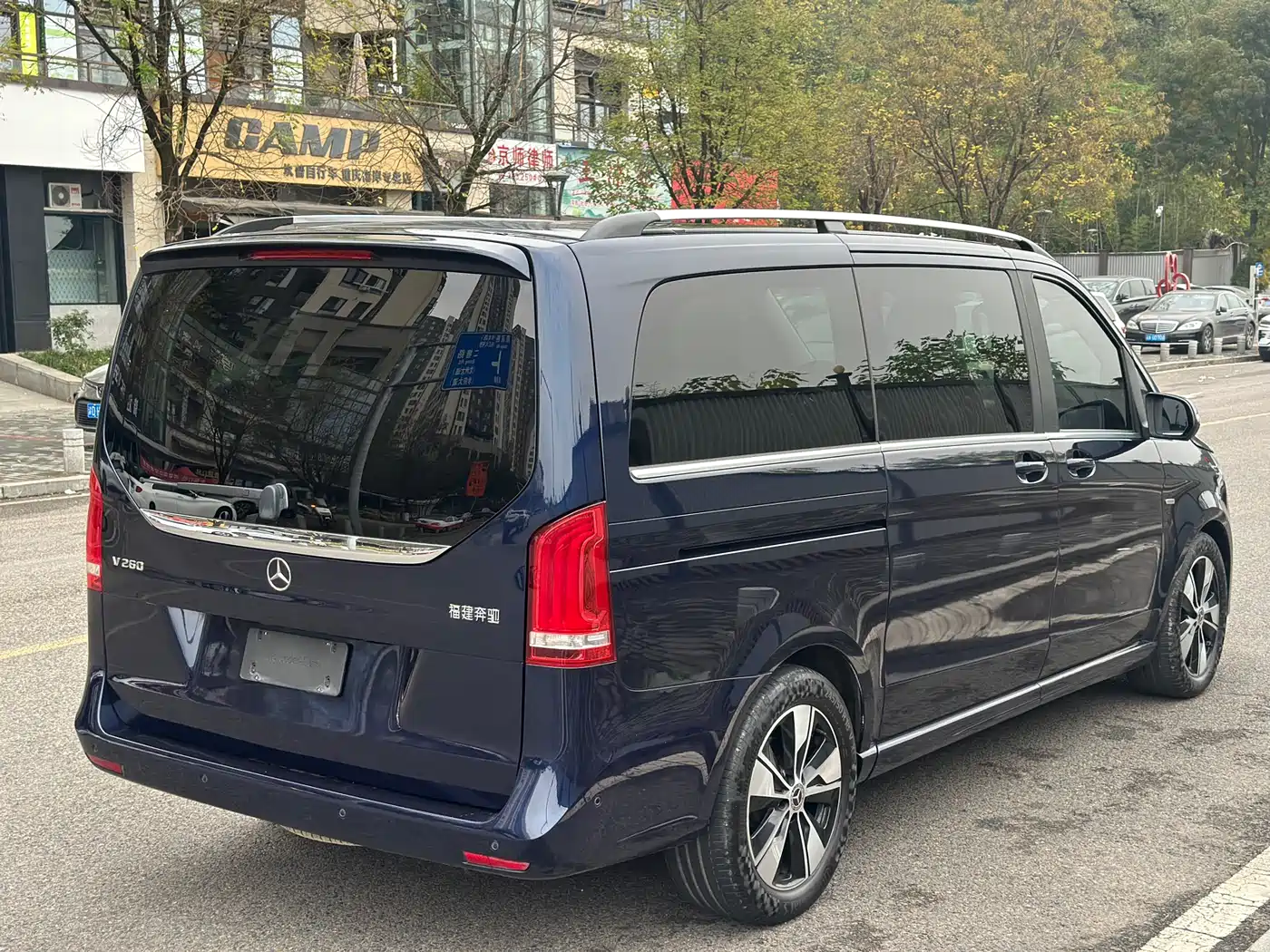 MERCEDES-BENZ V CLASS