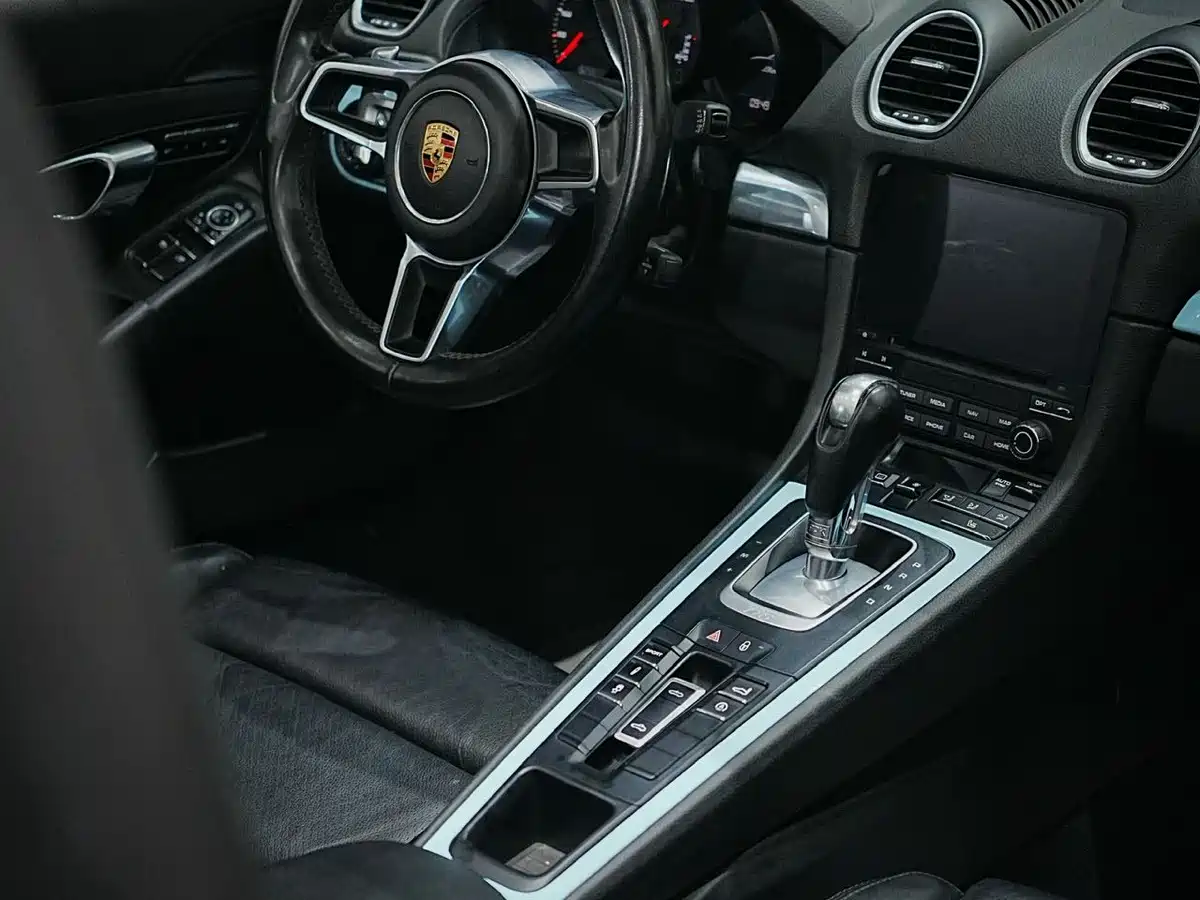 Porsche 718 2018 Boxster 2.0T фото 14