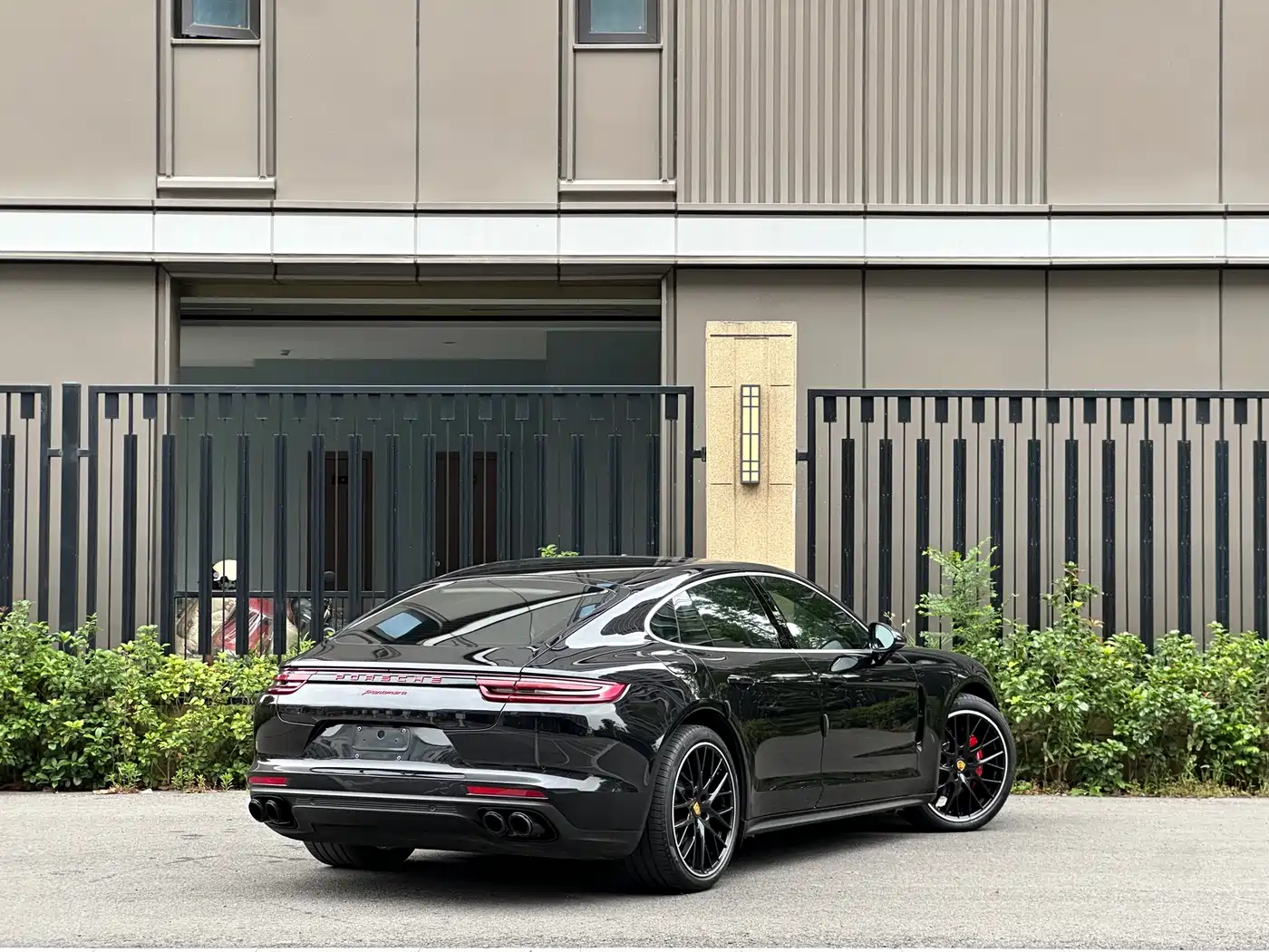 Porsche Panamera 2017 Panamera 3.0T фото 4