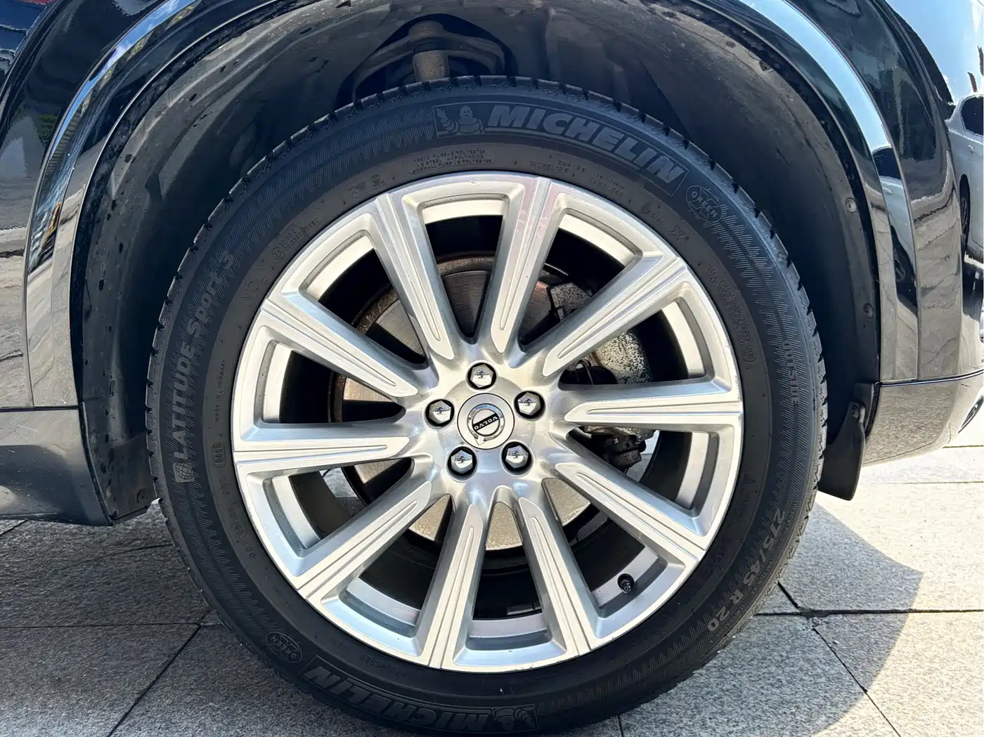 Фото 5 - Volvo XC90