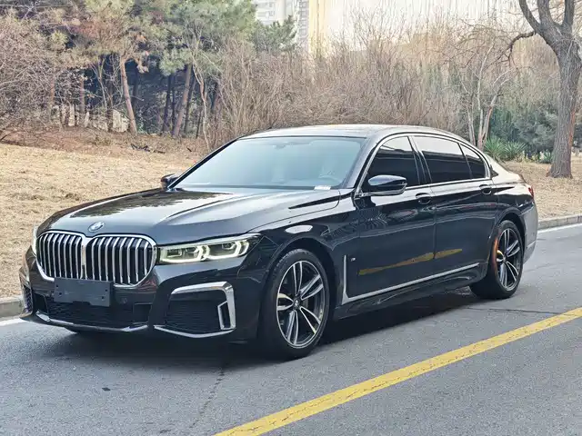 BMW 7 SERIES