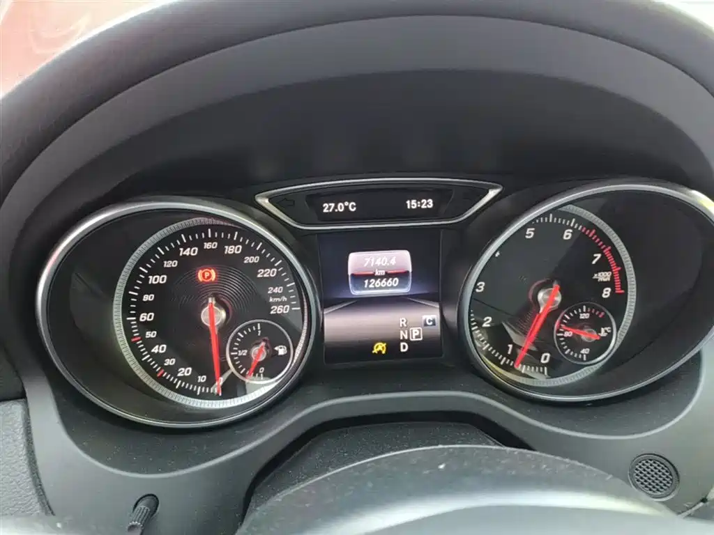 Mercedes-Benz CLA (Import) 2016 Facelift CLA 200 Sport фото 12