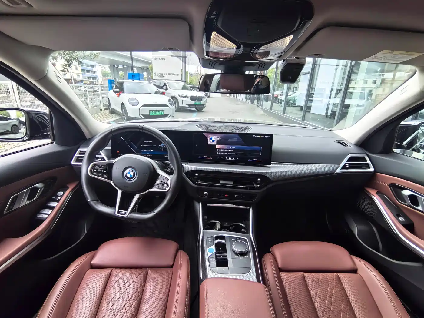 BMW i3 2025 eDrive 40 L Shadow Night Package фото 5