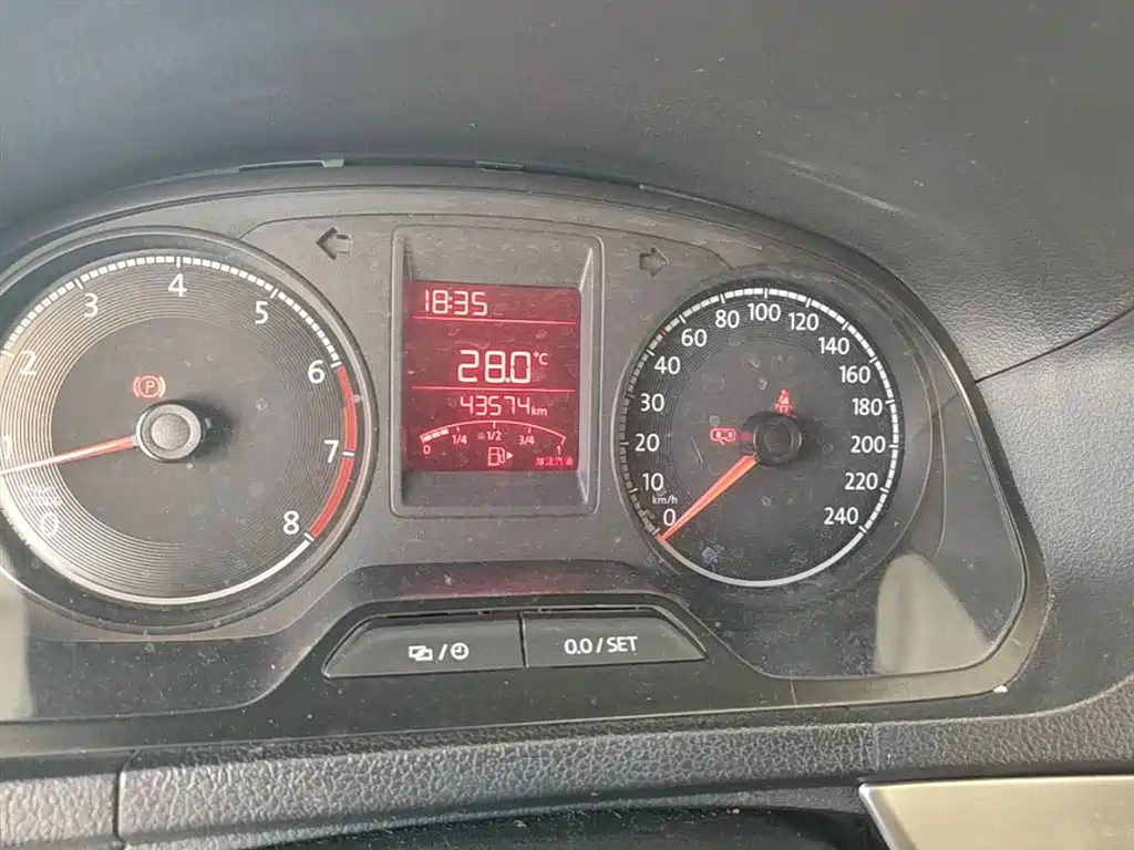 Volkswagen Jetta 2017 1.5L Manual Fashion фото 8