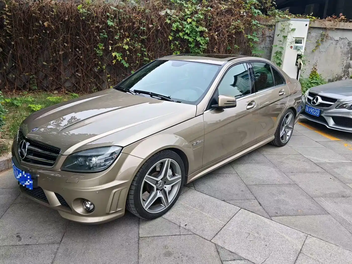 Mercedes-Benz C-Class AMG 2010 AMG C 63 High Performance Edition