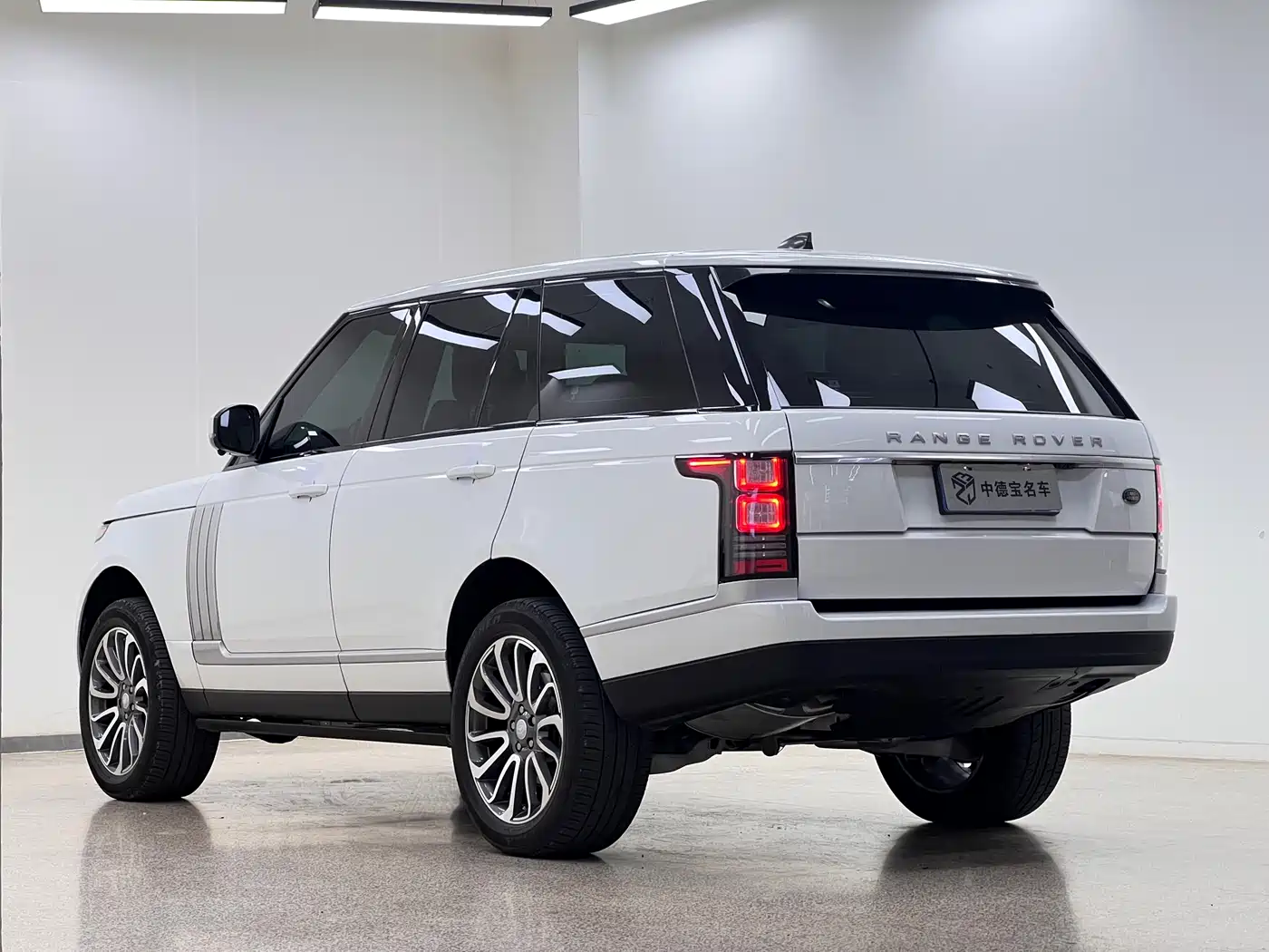 Land Rover Range Rover 2017 3.0 SC V6 Vogue фото 4