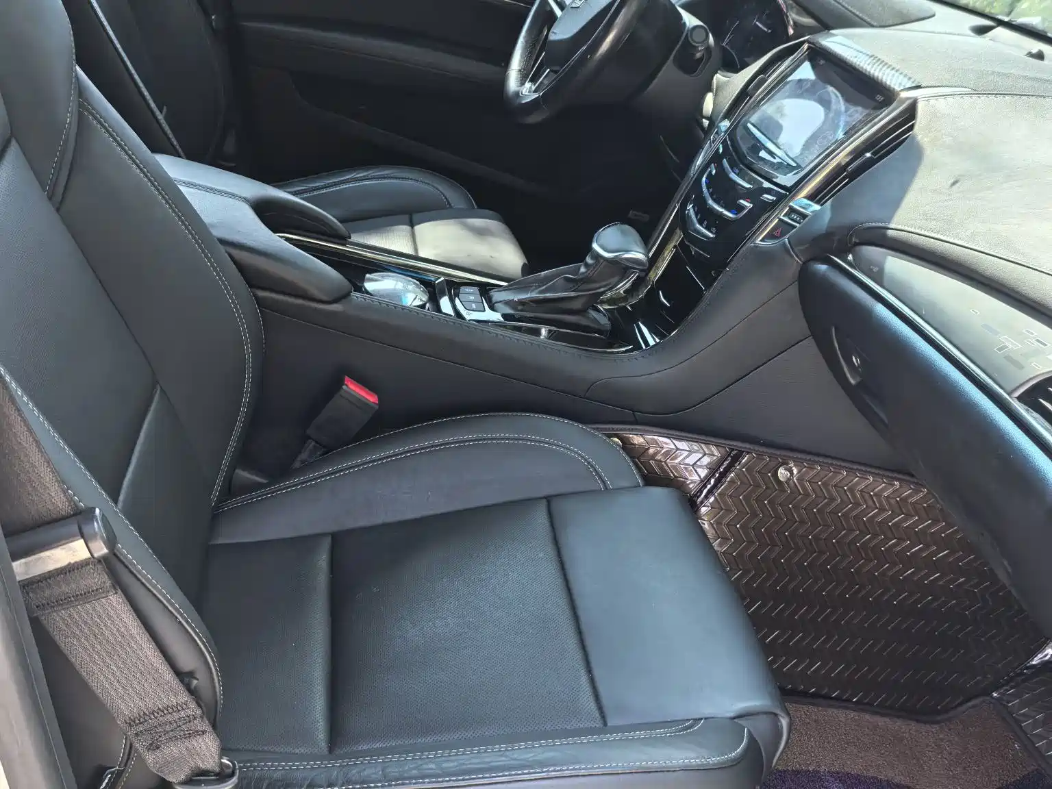 Фото 16 - Cadillac ATS-L