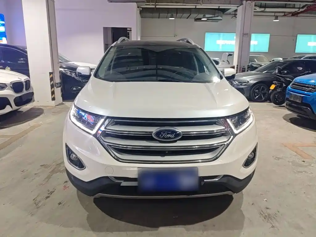 Фото 3 - Ford Edge