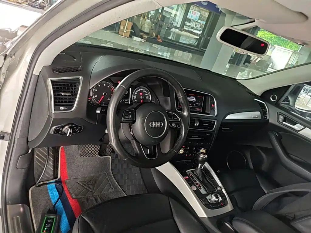 Audi Q5 (Import) 2015 2013 45 TFSI quattro Sport
