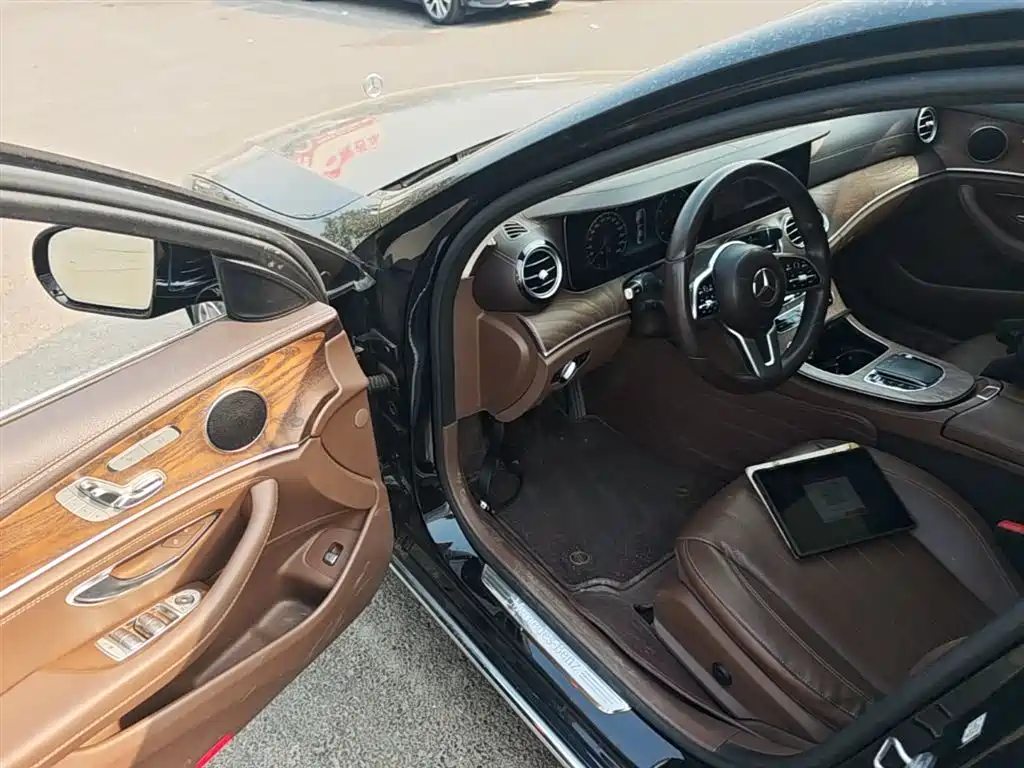 Mercedes-Benz E-Class 2019 Facelift E 300 L Fashion фото 16