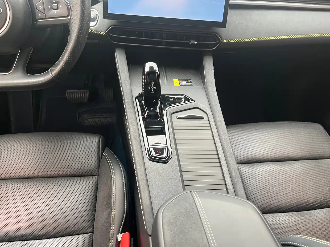Lynk & Co 03 2023 1.5TD DCT Power Pro фото 21