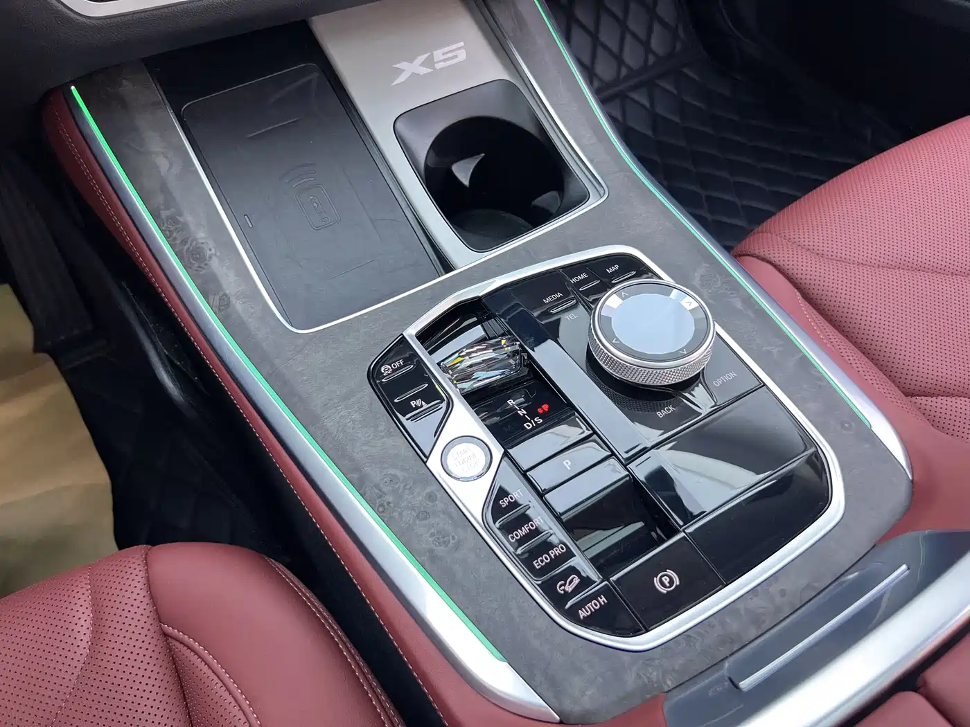 BMW X5 2025 Model xDrive 30Li Exclusive M Sport Blackout Package фото 9