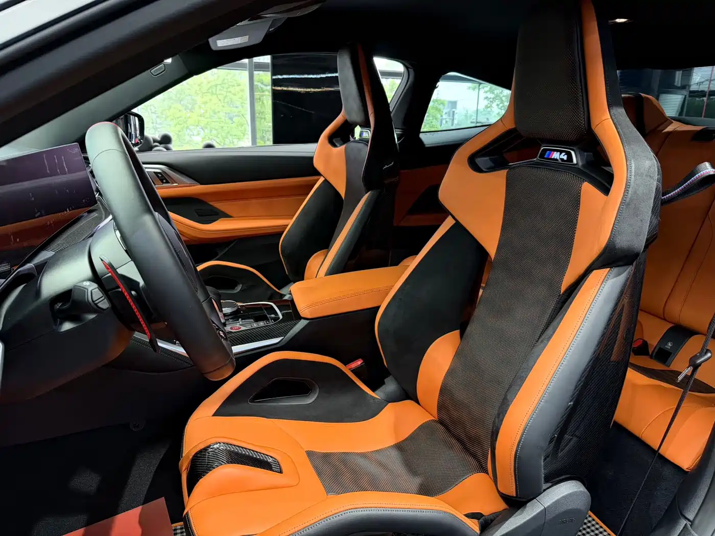 BMW M4 2024 BMW M4 Coupe M xDrive Competition фото 9
