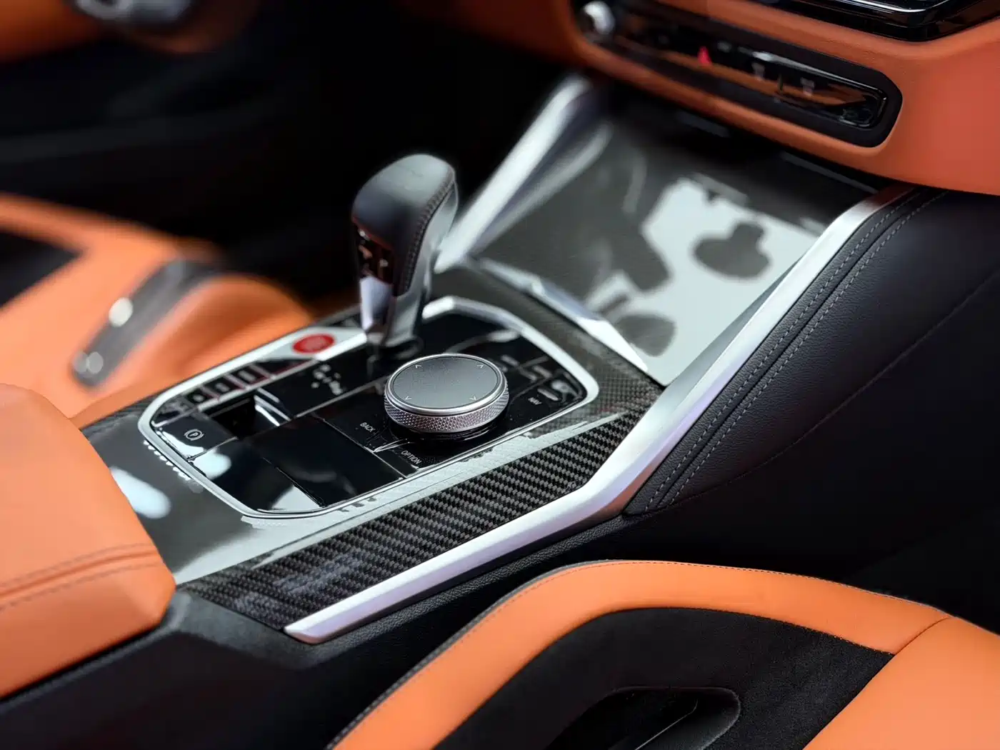 BMW M4 2024 BMW M4 Coupe M xDrive Competition фото 13