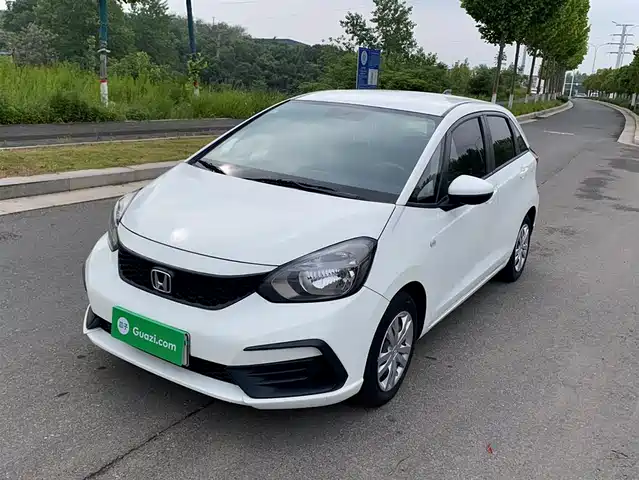 Honda Fit 1.5L CVT, Модный комфорт
