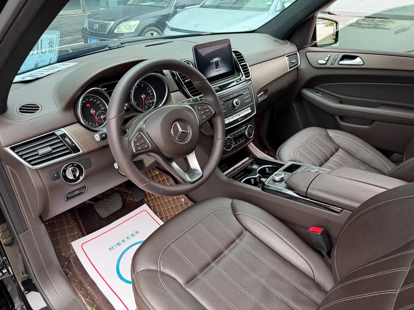 Mercedes-Benz GLE 2018 GLE 320 4MATIC Dynamic Ultimate Edition фото 6