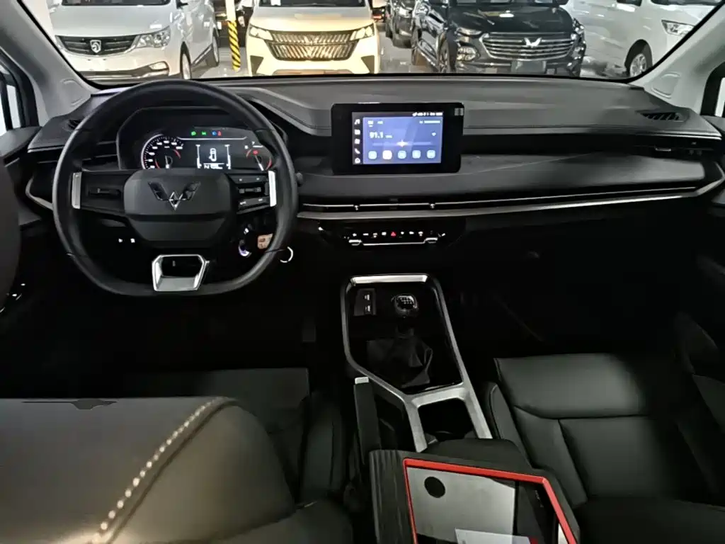 Wuling Motors Wuling Jiachen 2023 2022 1.5L Manual Free Comfort
