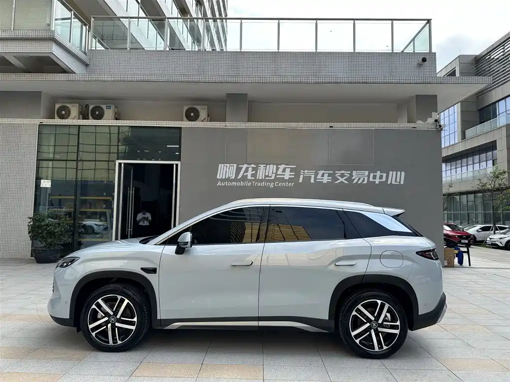 BYD Song L DM-i 2025 Smart Drive Edition 112km Surpassing фото 22