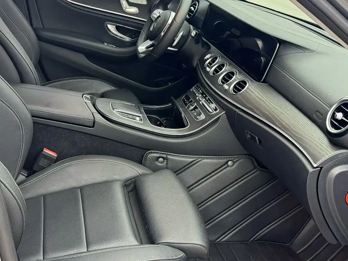 Mercedes-Benz E-Class 2020 Facelift E 260 L Sport фото 4