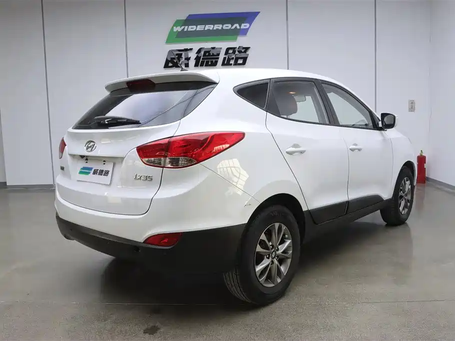 Hyundai Beijing Hyundai ix35 2015 2.0L Automatic 2WD Comfort China V фото 3