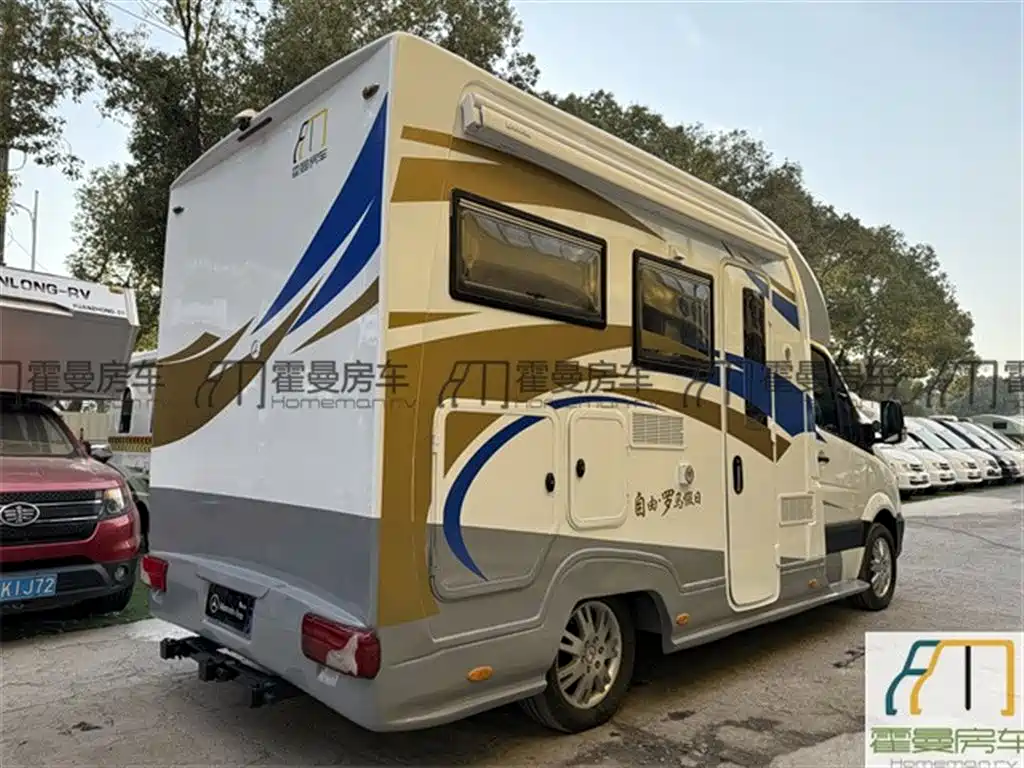 North RV North Dream Chaser 2019 2019 Base Model
