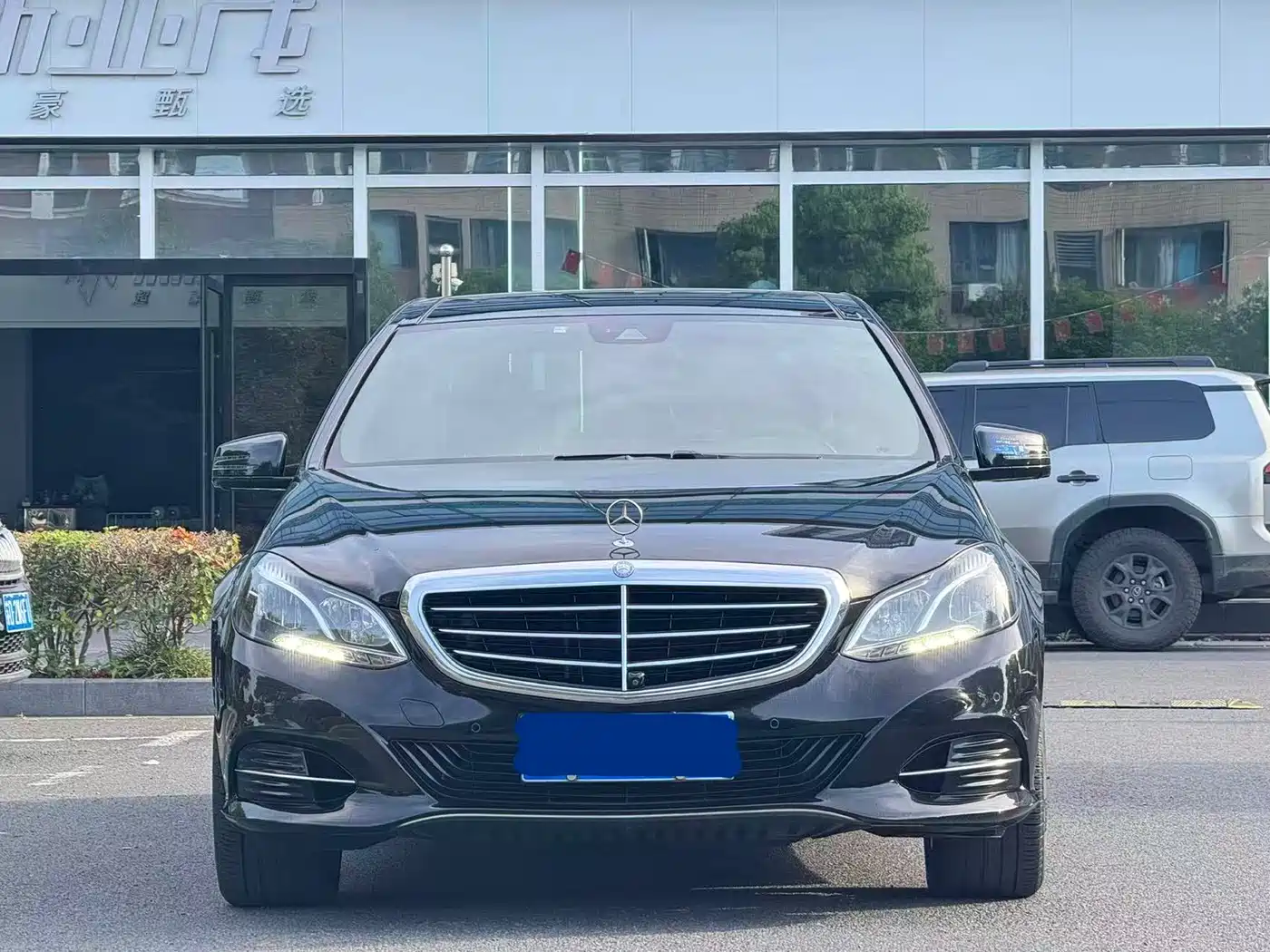 Mercedes-Benz E-Class 2015 E 320 L Luxury 4MATIC