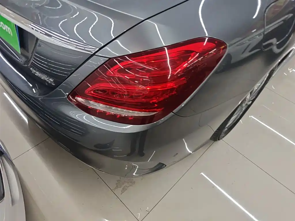 Mercedes-Benz C-Class 2017 Facelift C 200 L Sport Edition фото 24