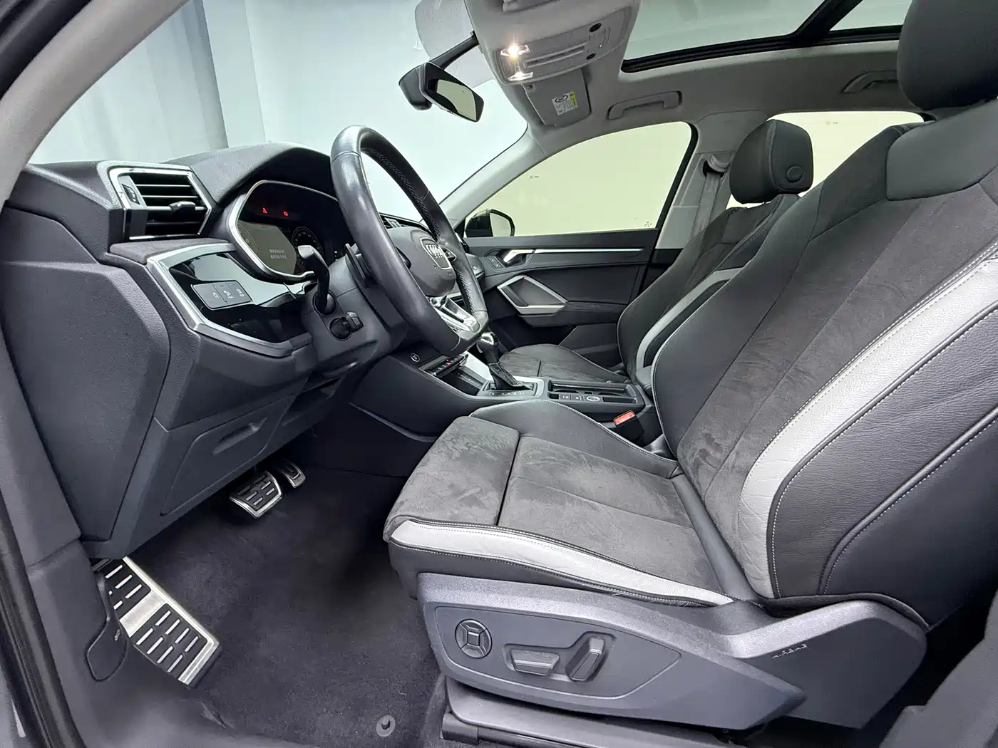 Audi Q3 2022 35 TFSI Fashion Dynamic фото 8