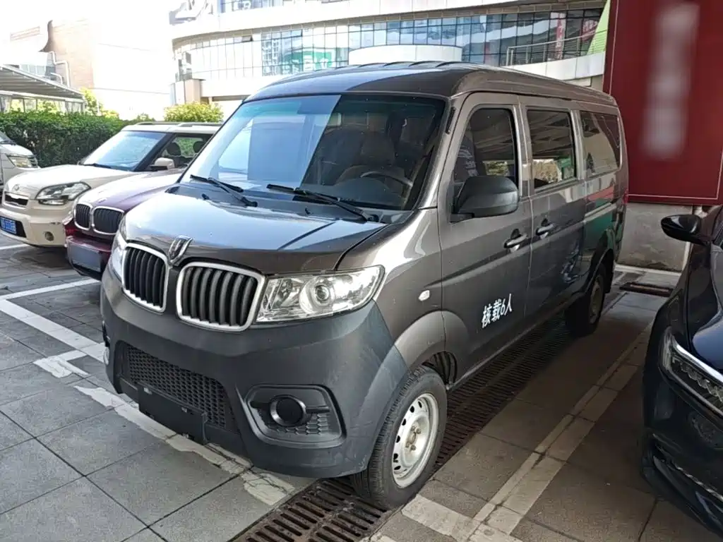 Jinbei Little Sea Lion X30 2022 2021 1.5L Wealth Passenger Van China VI SWC15M