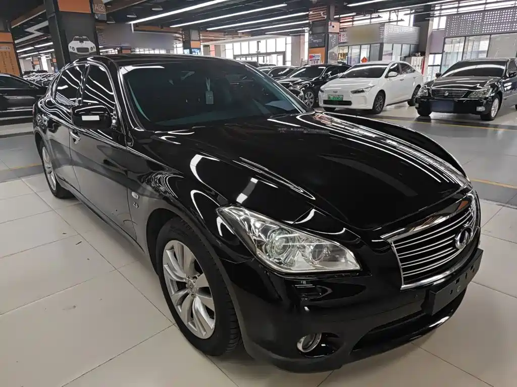 Infiniti Q70 2014 2013 Q70L 2.5L Premium