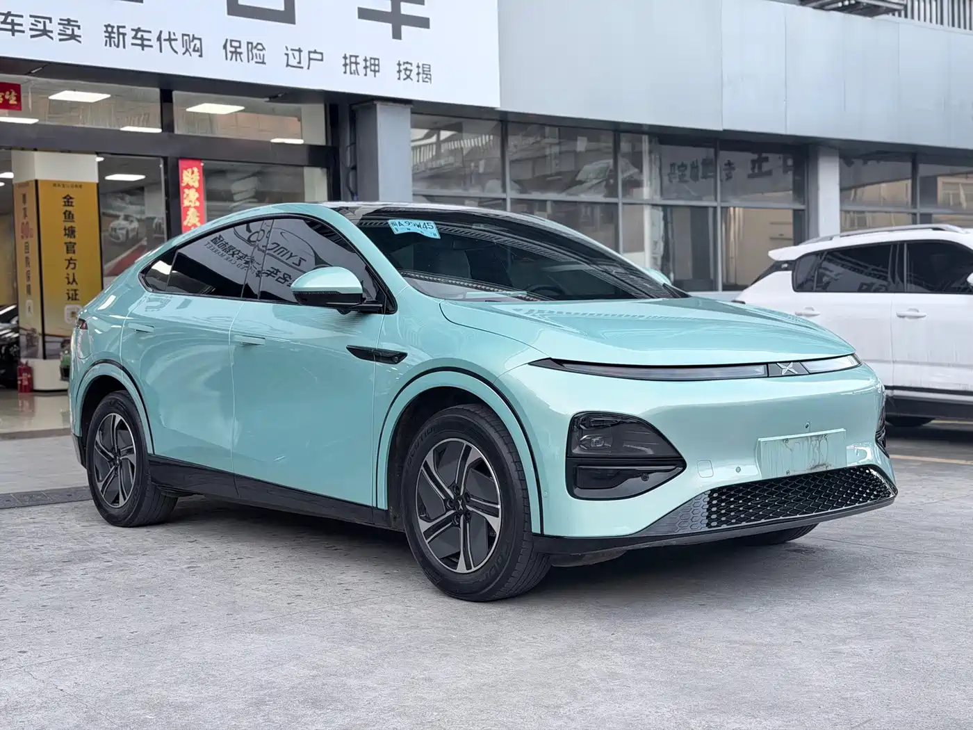 Фото 3 - XPeng G6