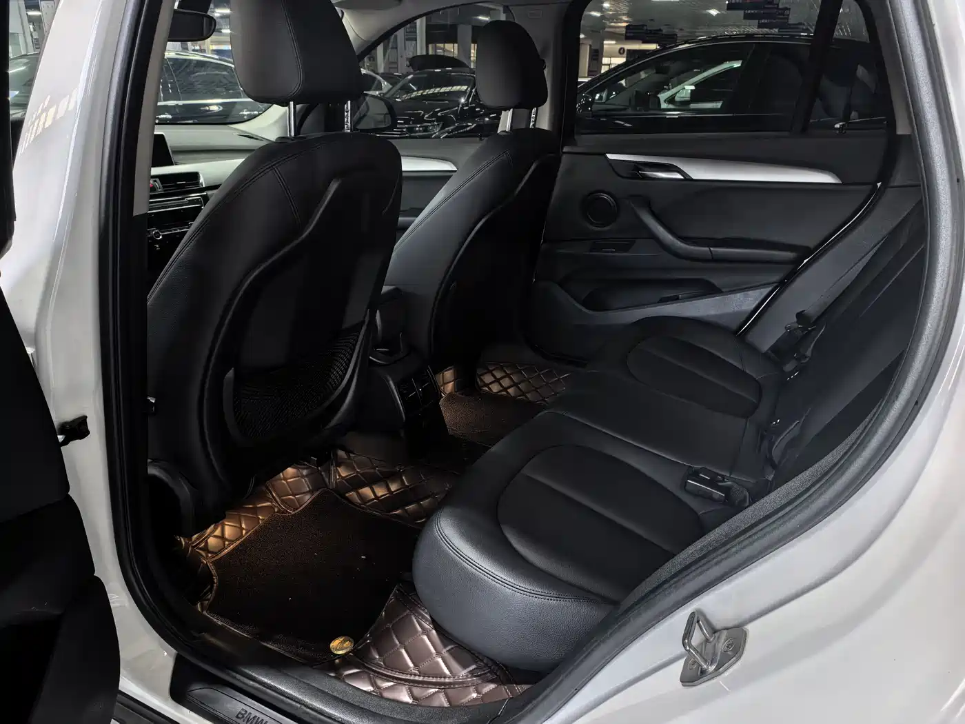 BMW X1 2016 sDrive18Li Fashion Model фото 6