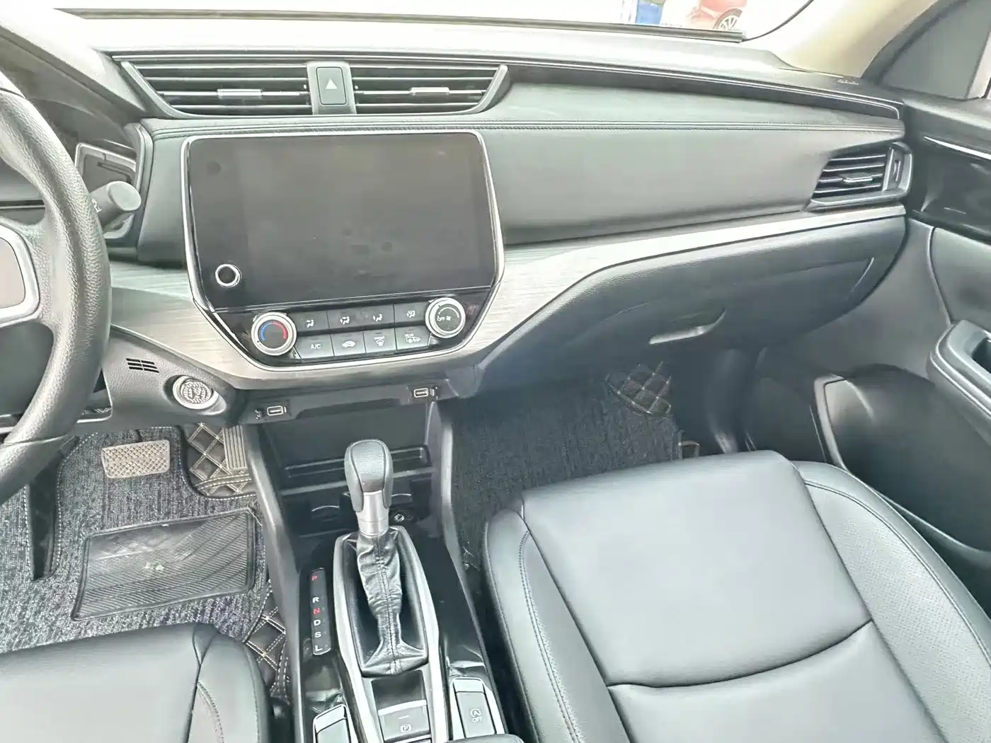 Honda ENVIX 2023 2022 180TURBO CVT Enjoyment